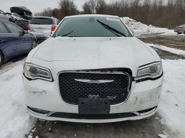 2C3CCARG2GH262025 2016 2016 Chrysler 300- Limited 5