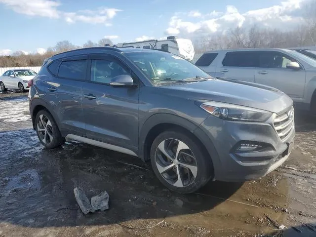 KM8J3CA25JU673837 2018 2018 Hyundai Tucson- Value 4