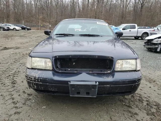 2FAFP71W43X154708 2003 2003 Ford Crown Victoria- Police Int 5