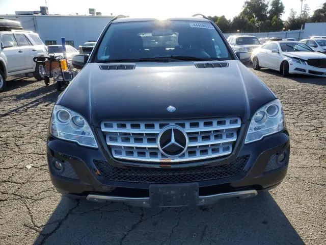 4JGBB86E09A464414 2009 2009 Mercedes-Benz ML-Class- 350 5