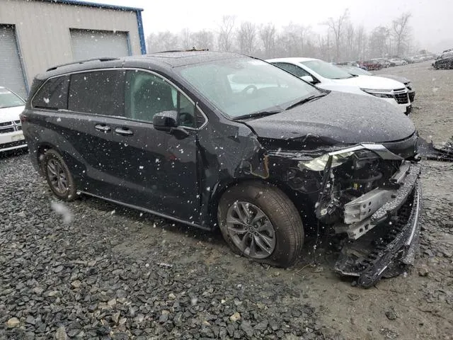 5TDYRKEC1RS194457 2024 2024 Toyota Sienna- Xle 4