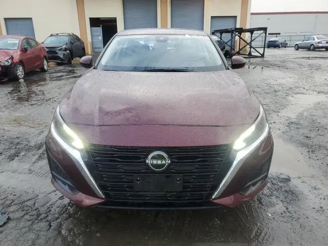 1N4BL4DV7PN380261 2023 2023 Nissan Altima- SV 5