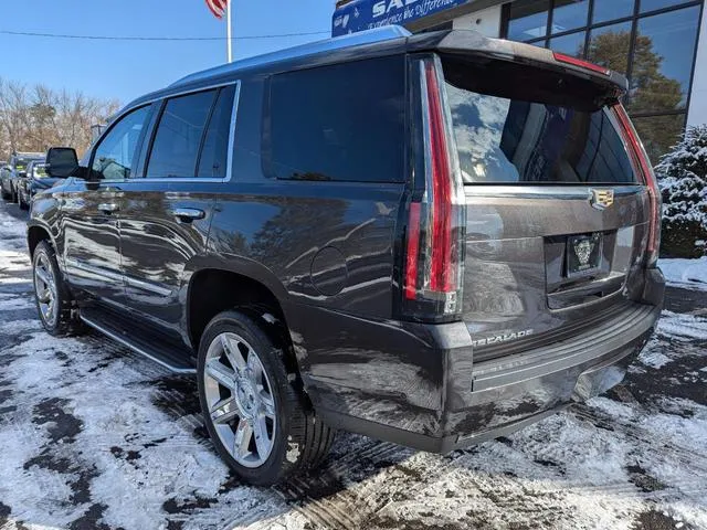 1GYS4BKJ4HR328022 2017 2017 Cadillac Escalade- Luxury 3