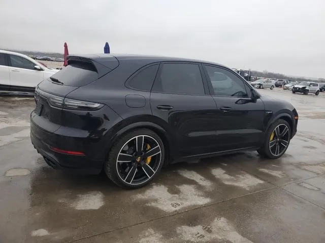 WP1AH2AY6MDA38066 2021 2021 Porsche Cayenne- Turbo S E-Hybrid 3