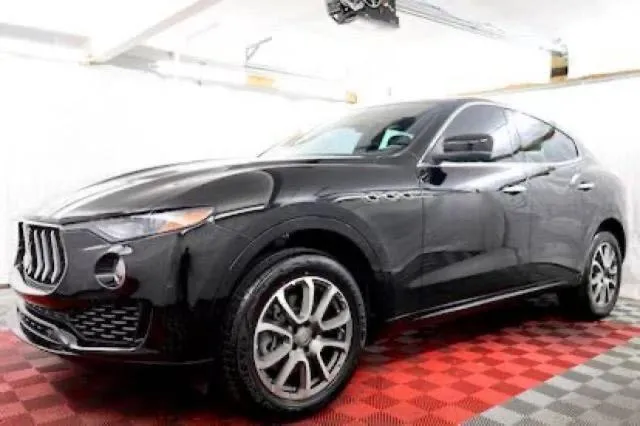 ZN661XUA0KX310421 2019 2019 Maserati Levante 2