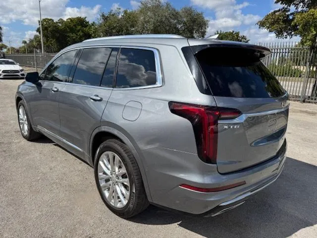 1GYKPCRS1MZ116698 2021 2021 Cadillac XT6- Premium Luxury 2