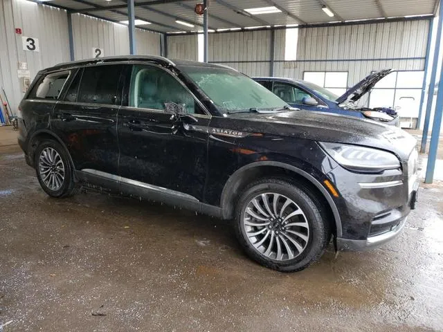 5LM5J7XCXRGL00394 2024 2024 Lincoln Aviator- Reserve 4