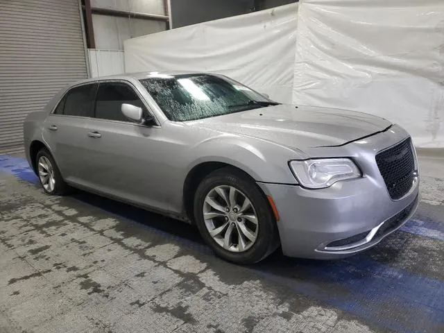 2C3CCAAG8GH233723 2016 2016 Chrysler 300- Limited 4