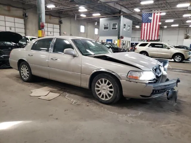 1LNHM81W86Y607309 2006 2006 Lincoln Town Car- Signature 4