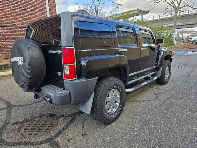 5GTEN13L898106867 2009 2009 Hummer H3- Alpha 4