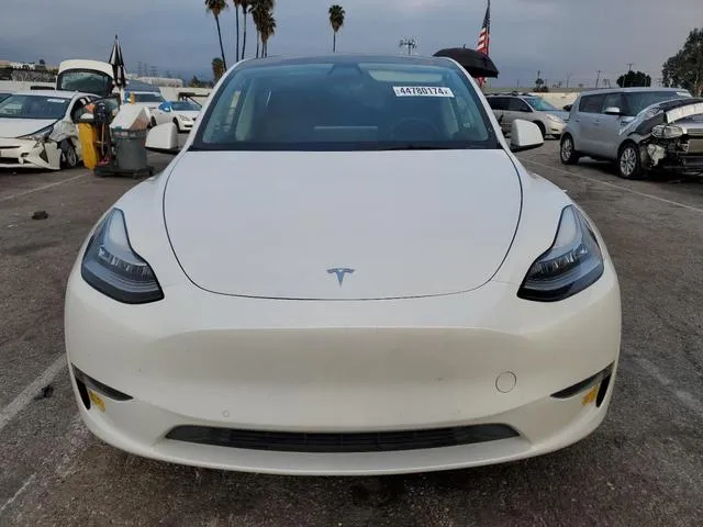 7SAYGDEEXNF356719 2022 2022 Tesla MODEL Y 5