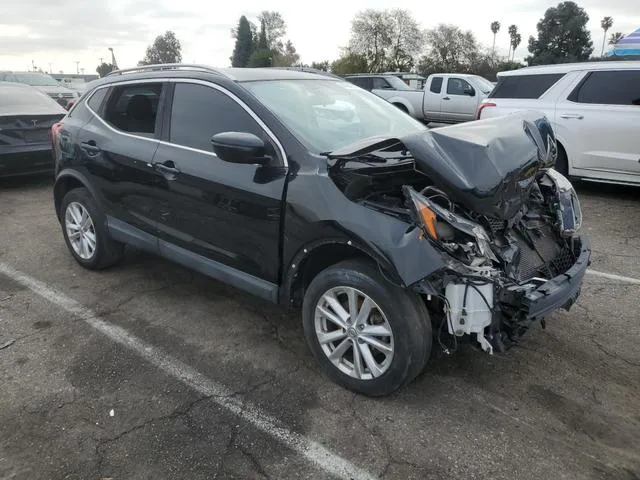 JN1BJ1CP8JW106590 2018 2018 Nissan Rogue- S 4