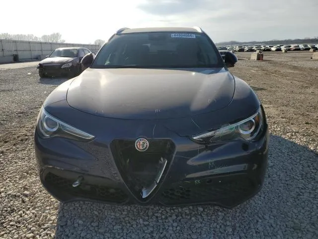 ZASFAKBN3J7B69876 2018 2018 Alfa Romeo Stelvio- TI 5