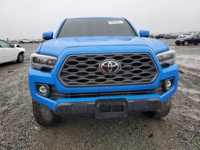 3TMCZ5AN4LM325701 2020 2020 Toyota Tacoma- Double Cab 5