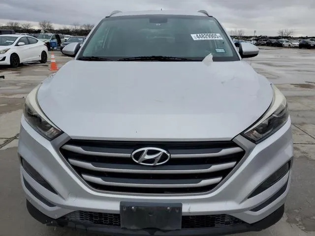 KM8J33A42HU434922 2017 2017 Hyundai Tucson- Limited 5