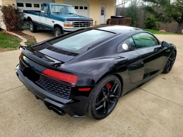 WUAKBAFX4M7901384 2021 2021 Audi R8 4