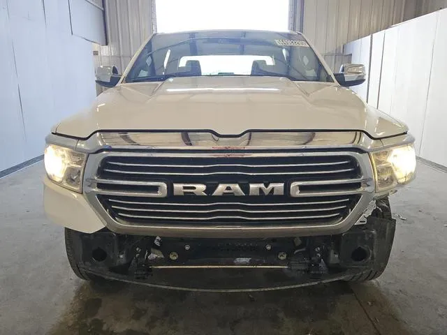 1C6RREJT5RN220633 2024 2024 RAM 1500- Laramie 5