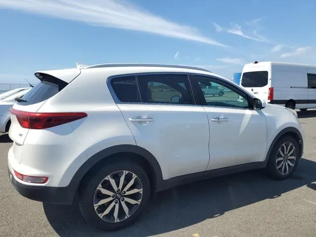 KNDPN3AC6H7106062 2017 2017 KIA Sportage- EX 3