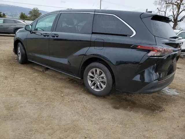 5TDKRKEC9RS180960 2024 2024 Toyota Sienna- LE 2