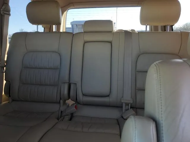 JTJHT00W874024934 2007 2007 Lexus LX- 470 10