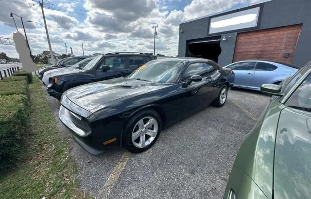 2C3CDYAG8DH692137 2013 2013 Dodge Challenger- Sxt 2