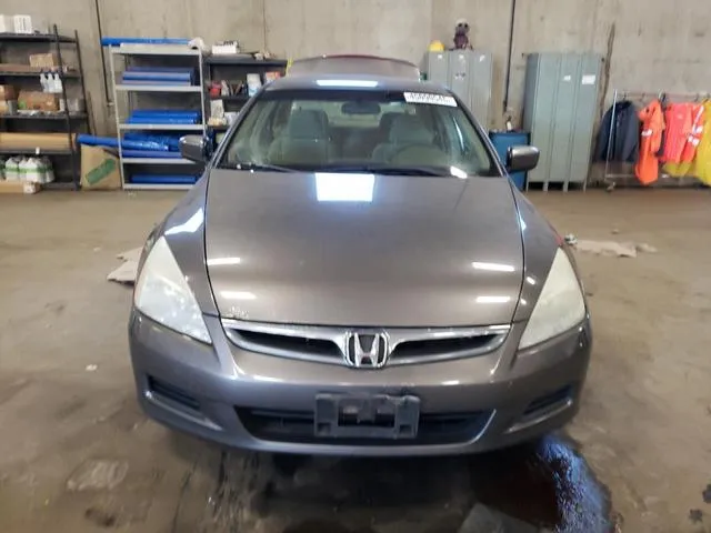 1HGCM663X7A007470 2007 2007 Honda Accord- LX 5