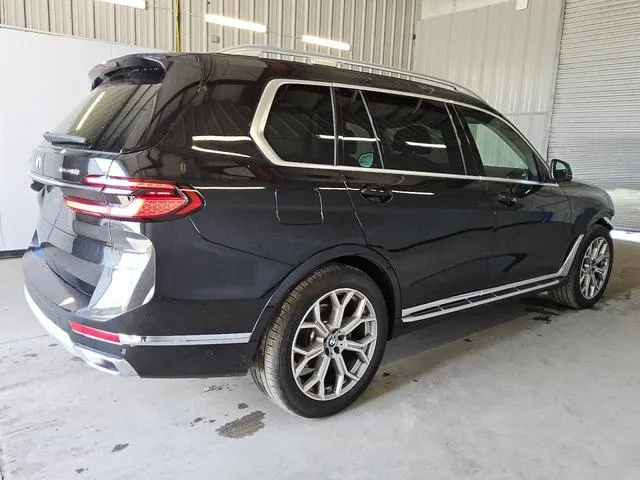 5UX23EM01S9Y15277 2025 2025 BMW X7- Xdrive40I 3