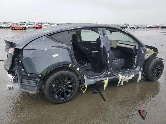 7SAYGDEEXRF003824 2024 2024 Tesla MODEL Y 3