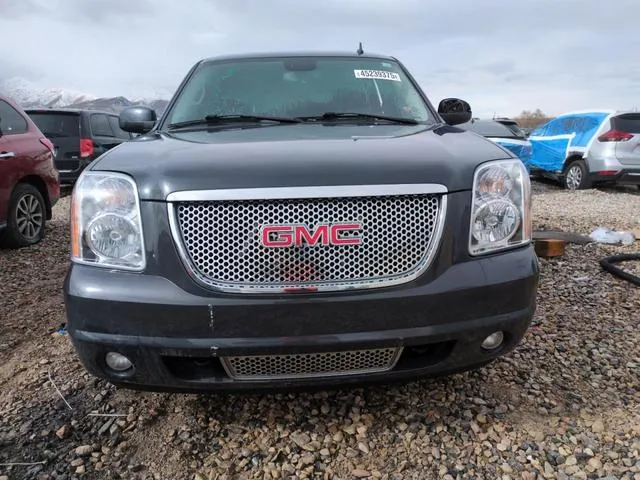 1GKFK638X8J134100 2008 2008 GMC Yukon- Denali 5