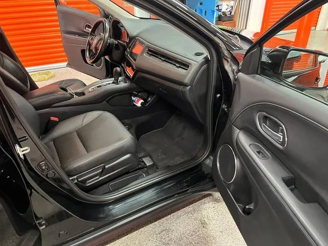 3CZRU5H7XJM700725 2018 2018 Honda HR-V- Exl 5