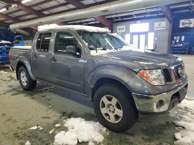 1N6AD07W86C453497 2006 2006 Nissan Frontier- Crew Cab Le 4