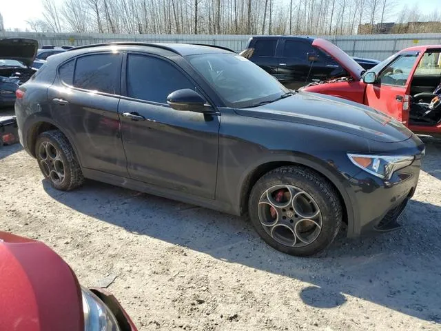 ZASFAKPN5J7B74506 2018 2018 Alfa Romeo Stelvio- Sport 4