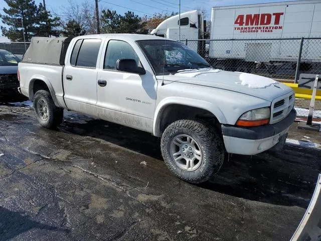 1B7HG38NX2S637243 2002 2002 Dodge Dakota- Quad Sport 4