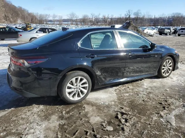 4T1C11AK9MU487418 2021 2021 Toyota Camry- LE 3