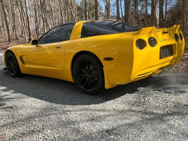 1G1YY22G2Y5106569 2000 2000 Chevrolet Corvette 3