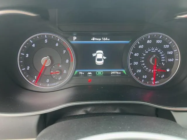 KMTG64LA7KU043921 2019 2019 Genesis G70- Advanced 9