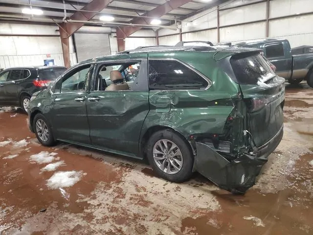 5TDYRKEC6RS193272 2024 2024 Toyota Sienna- Xle 2