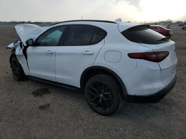 ZASPAJAN2L7C75643 2020 2020 Alfa Romeo Stelvio 2