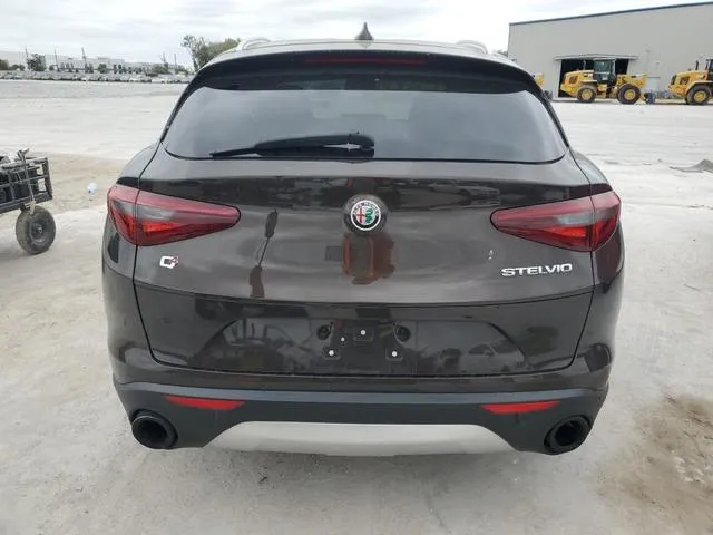 ZASFAKAN2J7B94401 2018 2018 Alfa Romeo Stelvio 6