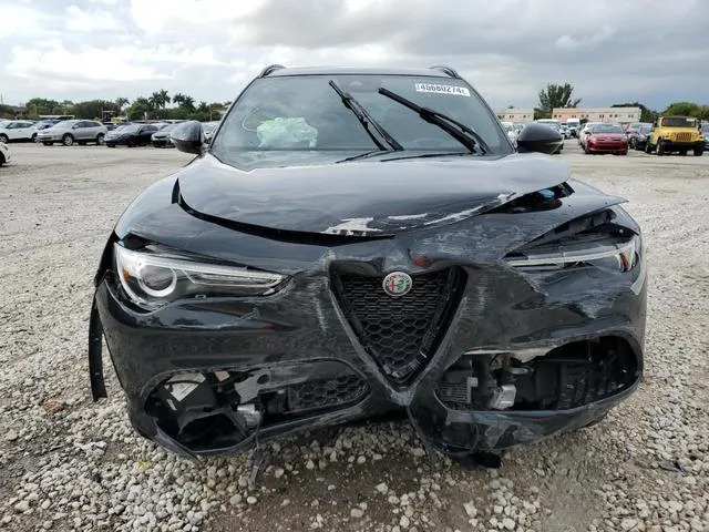 ZASPAKBN9M7D13987 2021 2021 Alfa Romeo Stelvio- TI 5