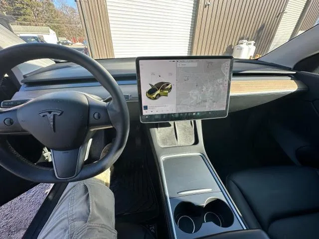 5YJYGDEE7MF196889 2021 2021 Tesla MODEL Y 9