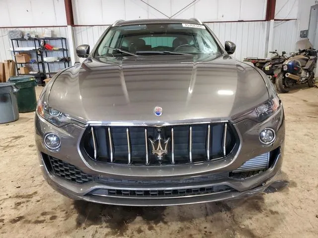 ZN661YUA0KX317598 2019 2019 Maserati Levante- S 5