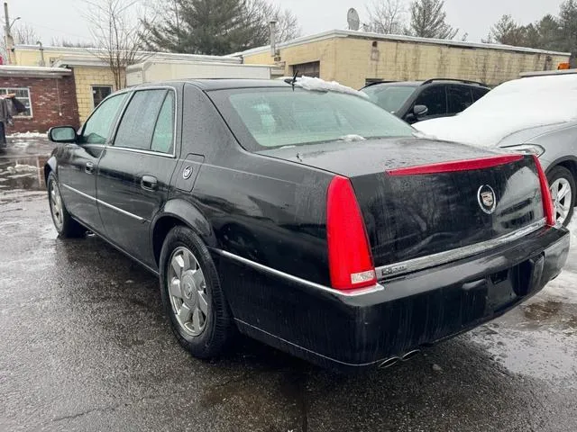 1G6KD57Y28U105785 2008 2008 Cadillac DTS 3