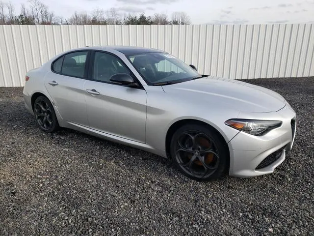 ZARFANBN2K7601682 2019 2019 Alfa Romeo Giulia- TI 4