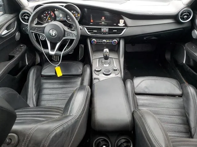 ZARFANBN2K7601682 2019 2019 Alfa Romeo Giulia- TI 8