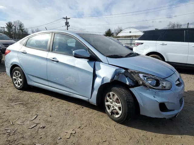 KMHCT4AE5DU410342 2013 2013 Hyundai Accent- Gls 4