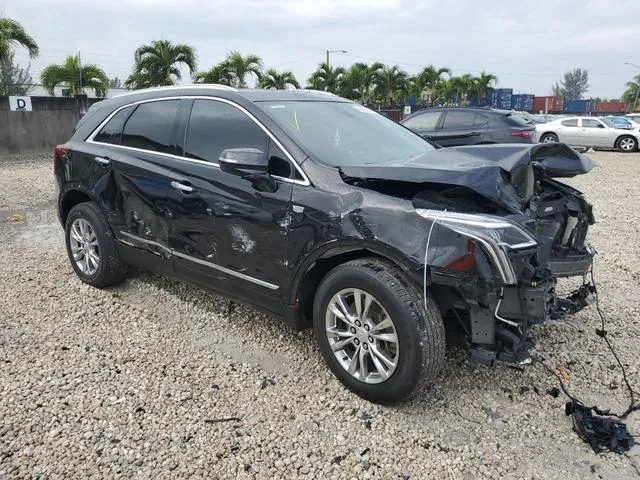 1GYKNDRS5LZ131828 2020 2020 Cadillac XT5- Premium Luxury 4