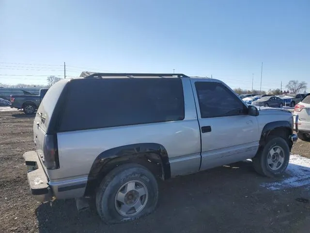 1GKEK18K3PJ741909 1993 1993 GMC Yukon 3