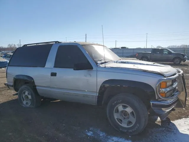 1GKEK18K3PJ741909 1993 1993 GMC Yukon 4