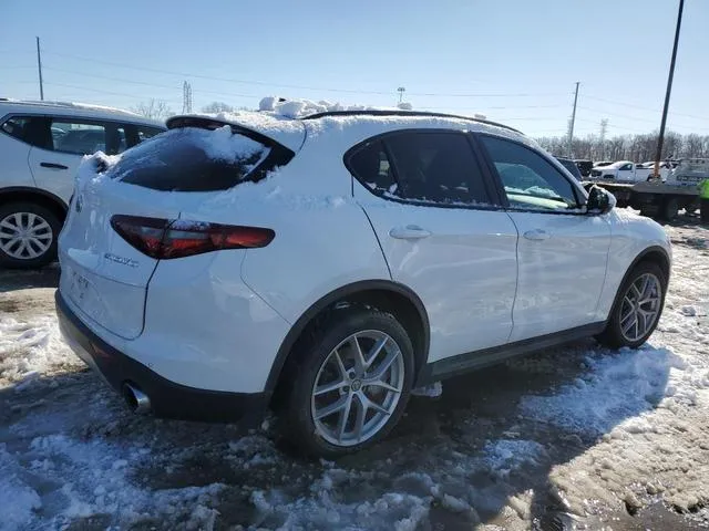 ZASFAKNN2J7B82372 2018 2018 Alfa Romeo Stelvio- Ti Sport 3